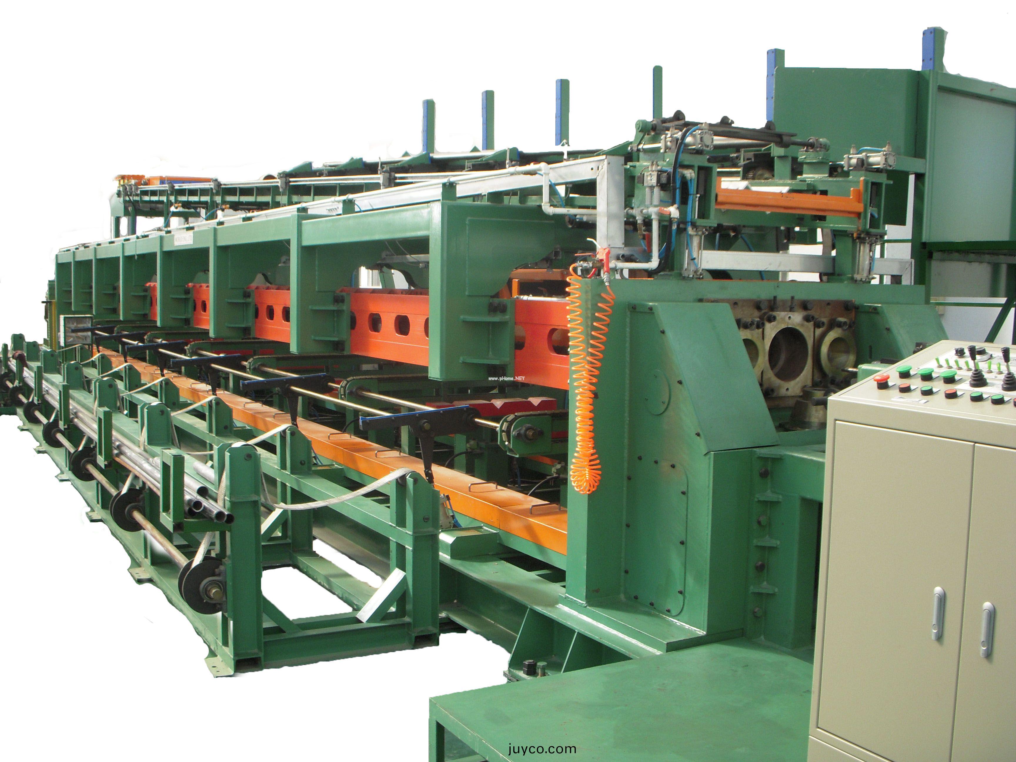 全自(zi)動鋼(gang)筦三(san)線(xian)拉拔(ba)機